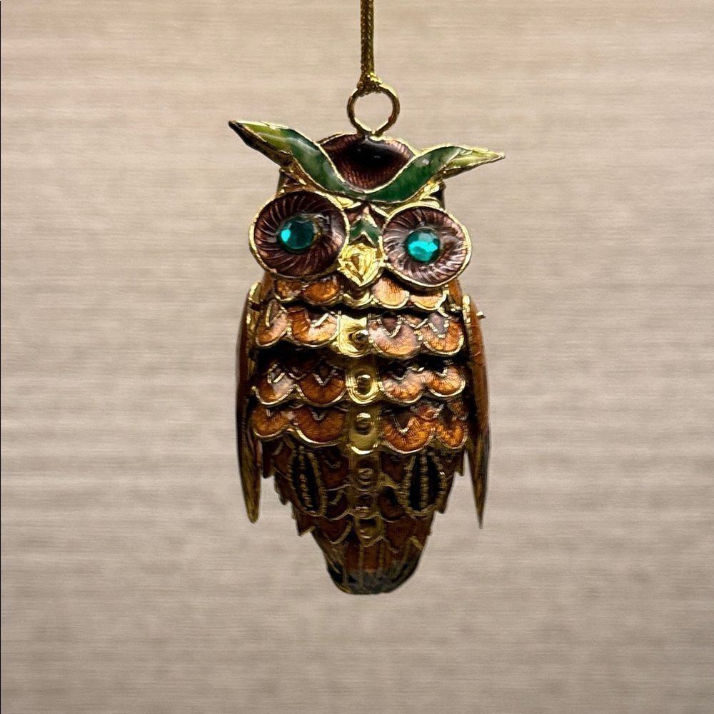 Stunning Metal Cloissone Owl Christmas Holiday Ornament With Green Accents